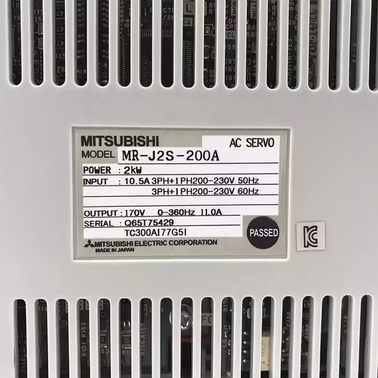 Nuevos chips IC originales Infineon Tle9180d31qkxuma1, también conocido como Tle9180d-31qk Mosfet y controlador de potencia 2-out Hi/Lo Side Non-Inverting en stock